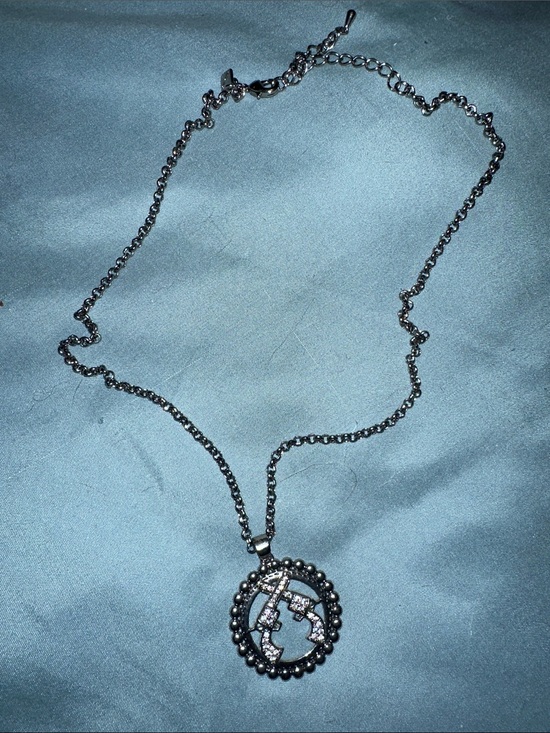 Jewelry - Montana silversmiths pistol necklace